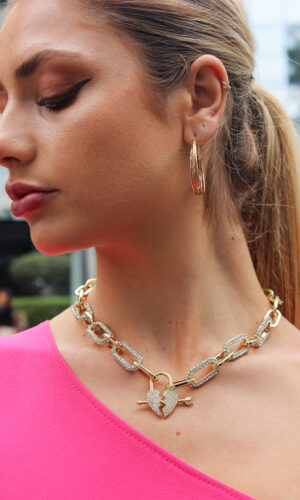 Collar con candado de corazón