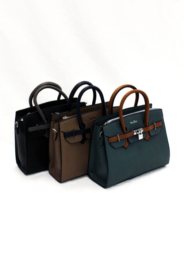 Cartera con candado